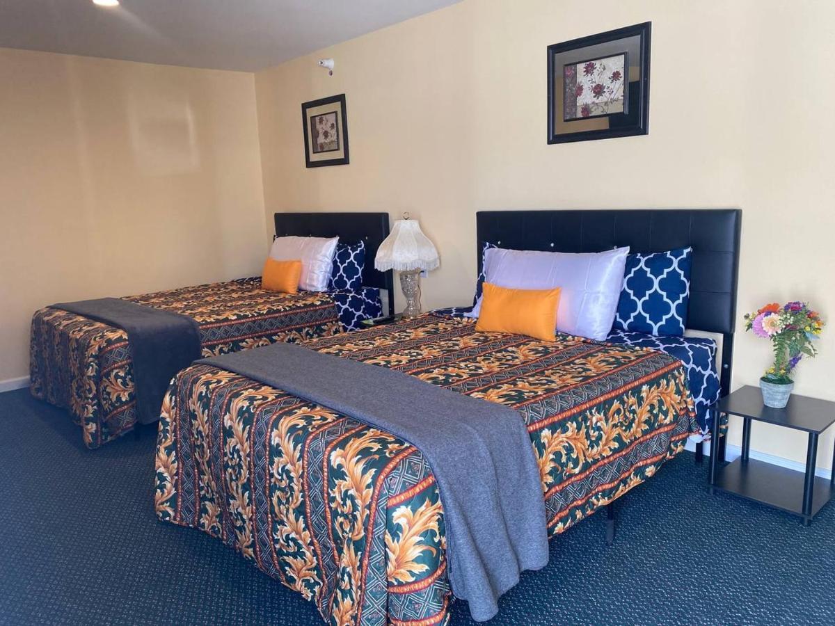 Western Motel 3*
